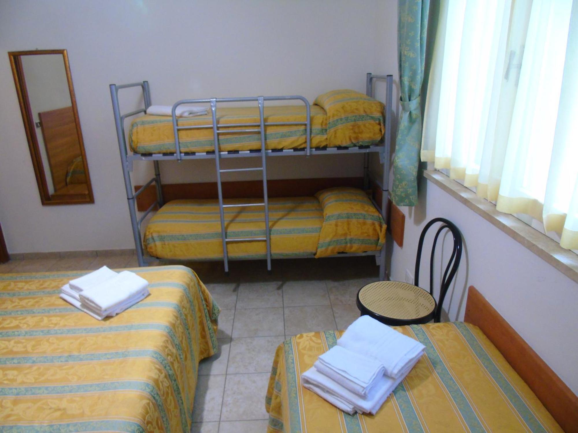 Hotel Zeus Lido Di Classe Room Only エクステリア 写真
