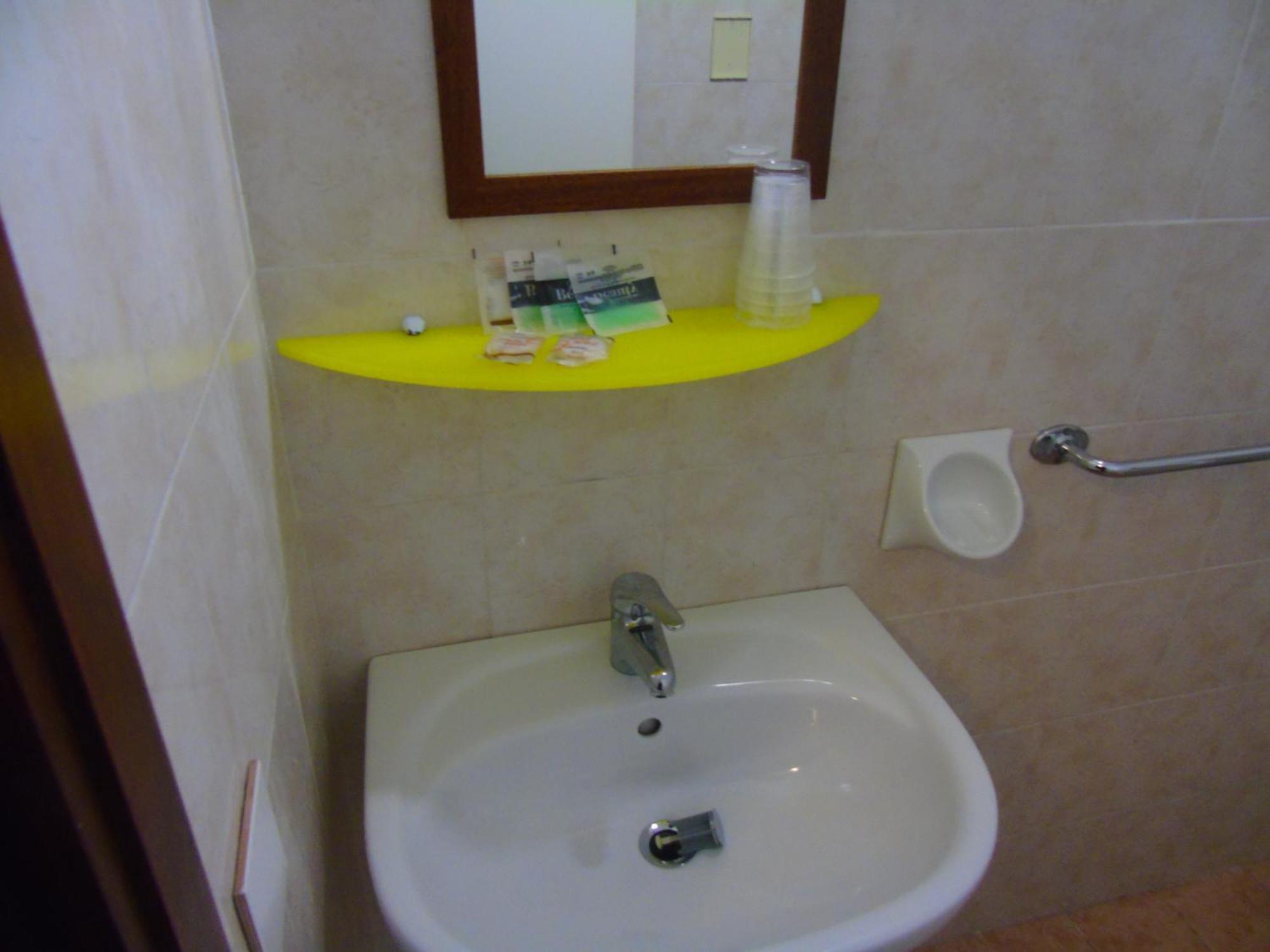 Hotel Zeus Lido Di Classe Room Only エクステリア 写真