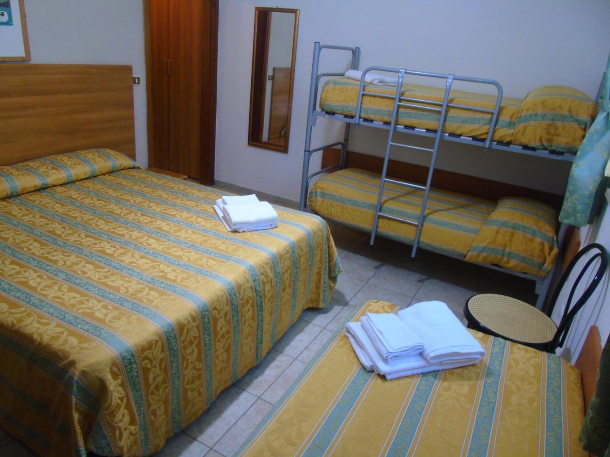 Hotel Zeus Lido Di Classe Room Only エクステリア 写真