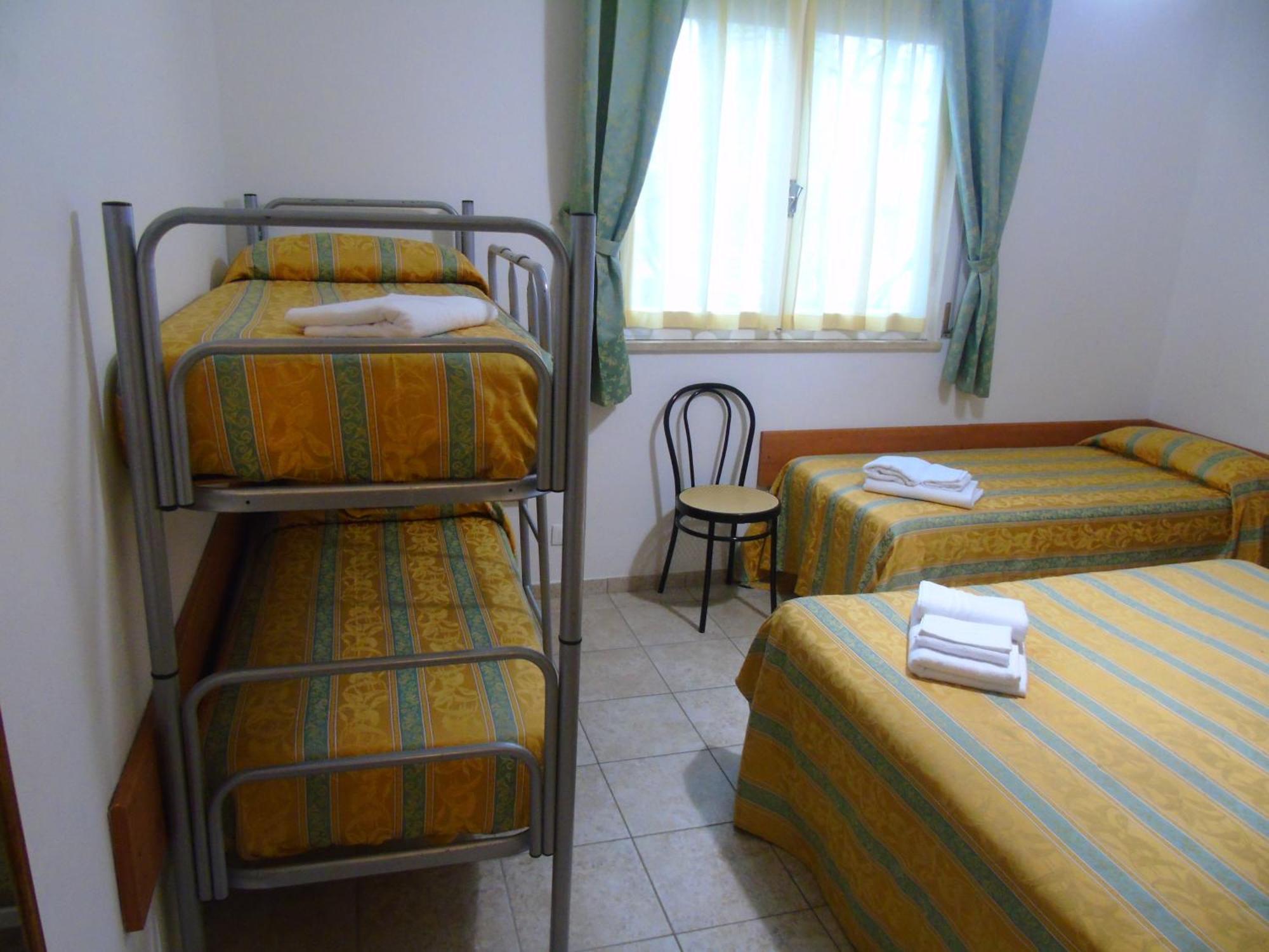 Hotel Zeus Lido Di Classe Room Only エクステリア 写真